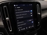 Volvo XC40 B4 AWD ULTIMATE CZ - náhled 39