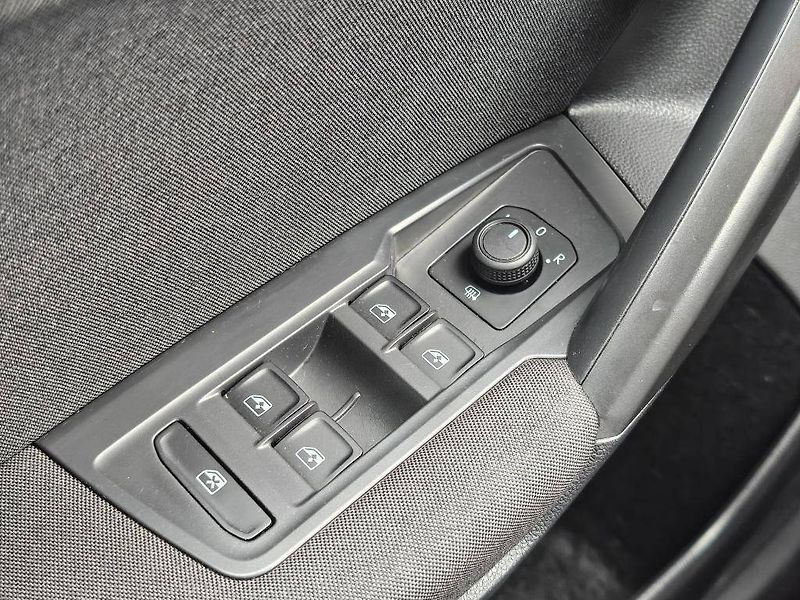 Volkswagen Tiguan 6G 1,5TSi - fotka 18 z 21