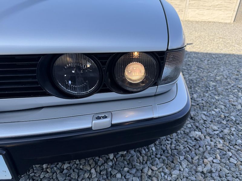 BMW Řada 7 730i 190PS SHADOWLINE EXTRA!!! - fotka 76 z 156