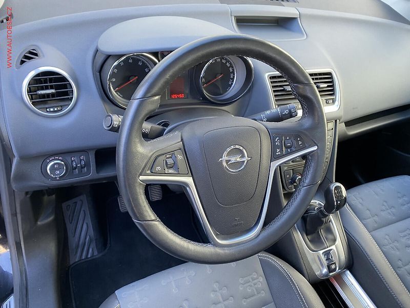 Opel Meriva (2011) 1.4T, Cosmo - fotka 12 z 17