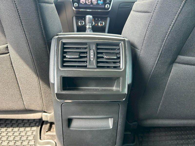 Škoda Superb (2023) Combi Style 2,0 TDI 110 kW 7-s - fotka 29 z 30