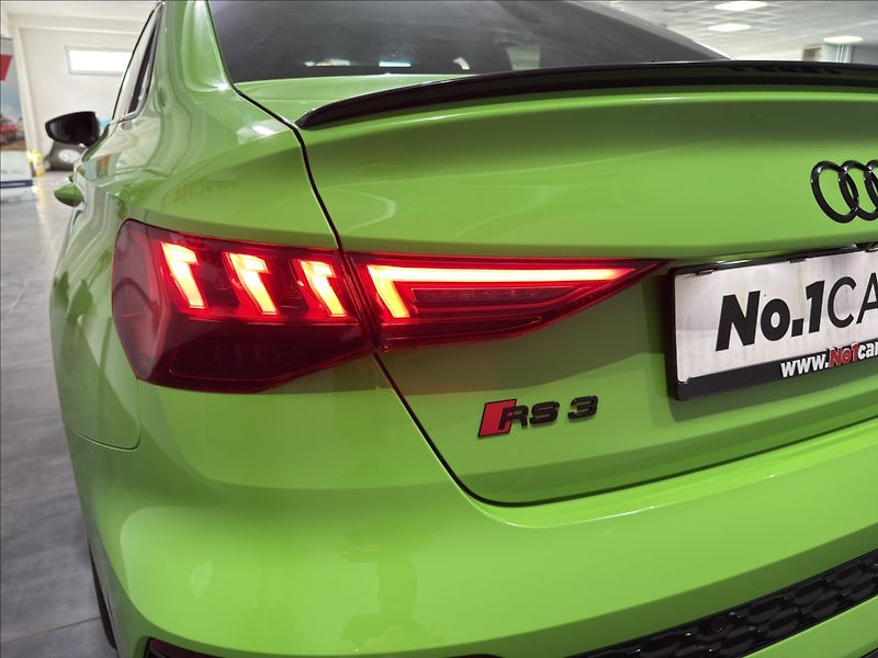 Audi RS 3 2,5   TFSI B&O 1.MAJ ČR DPH - fotka 34 z 46