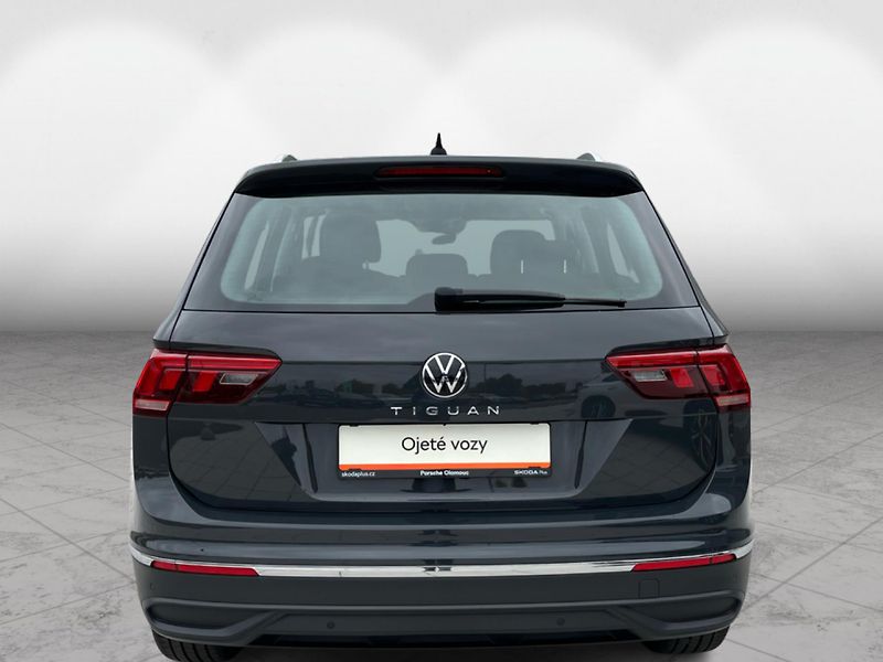 Volkswagen Tiguan 2,0 TDI 110 kW Business Premiu - fotka 7 z 28