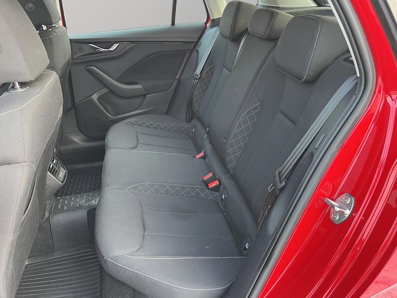 Škoda Kamiq (2023) FRESH 1.5 TSI 110kw, ČR, DSG - fotka 21 z 23