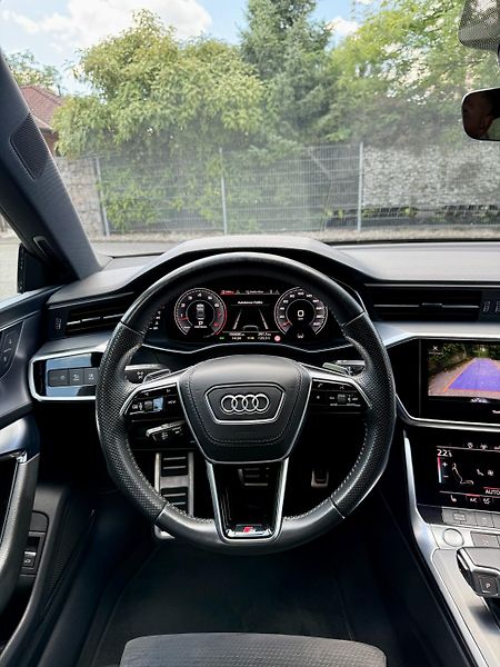 Audi A7 (2018) 55TFSI 250kw SERVIS AUDI - fotka 15 z 17