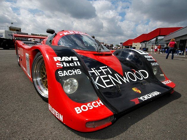 Porsche 962CK6 v úpravě Kremer., zdroj: Wikimedia Commons, andy_c, CC BY 2.0