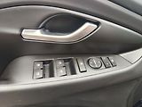 Hyundai i30 1.5 T-GDI/103kW N-Line DCT - náhled 33