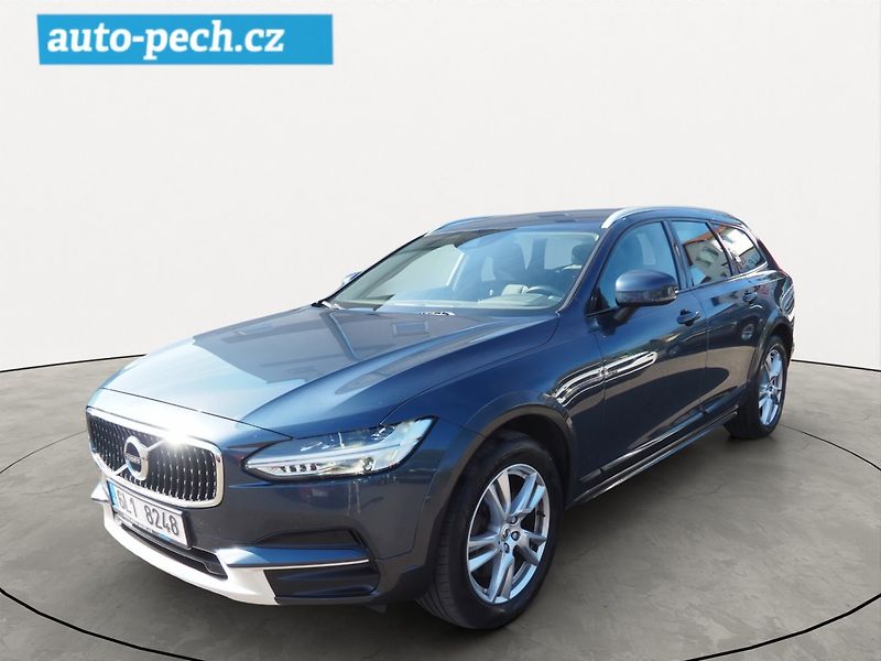 Volvo V90 (2018) D5, 173 kW, AWD, AT - fotka 1 z 46