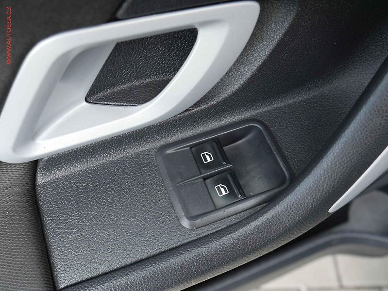 Škoda Fabia (2009) 1.2HTP, ČR, servis.kniha - fotka 11 z 14