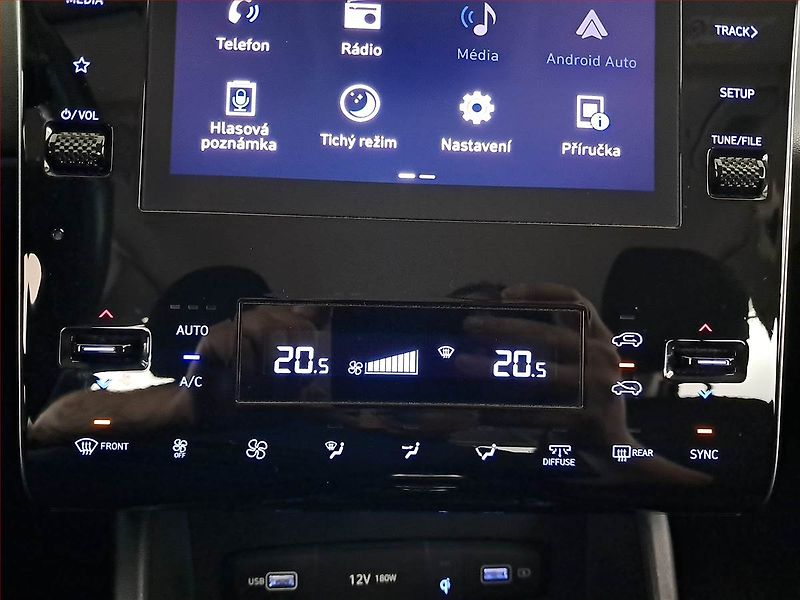 Hyundai Tucson (2021) 1.6 T-GDI - fotka 15 z 20