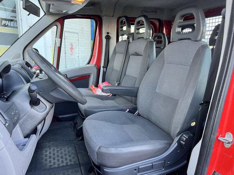 Peugeot Boxer 3.0HDI 116KW,7MÍST,ASR - fotka 13 z 41