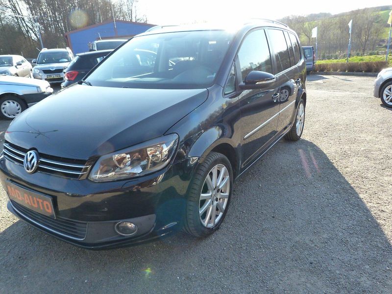 Volkswagen Touran 1.2 tsi Highline - fotka 2 z 19