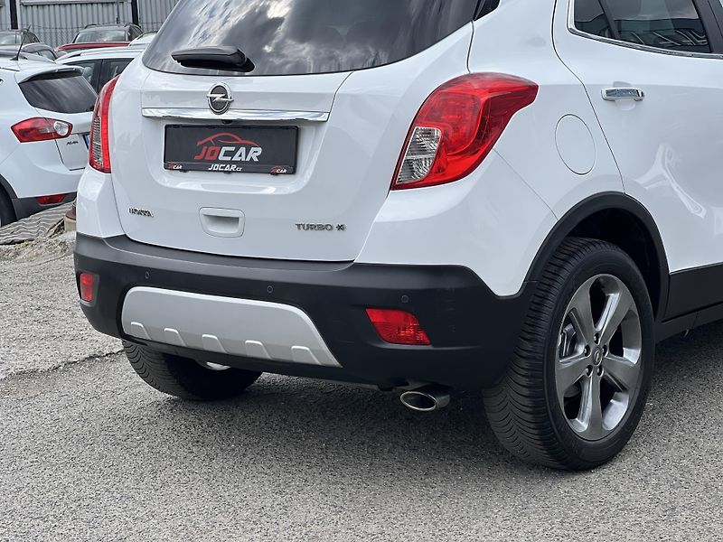 Opel Mokka 1.4T COSMO 4x4 KAMERA NAVI - fotka 37 z 37