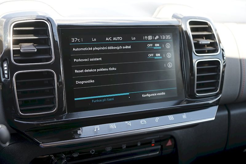 Citroën C5 Aircross (2019) BlueHDI 130 kW EAT8 SHINE - fotka 17 z 28