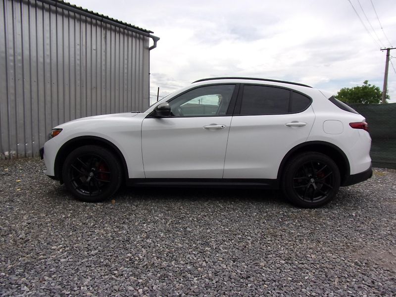 Alfa Romeo Stelvio (2020) 2.0TURBO 206kW PANORAMA VÝBAVA - fotka 8 z 27