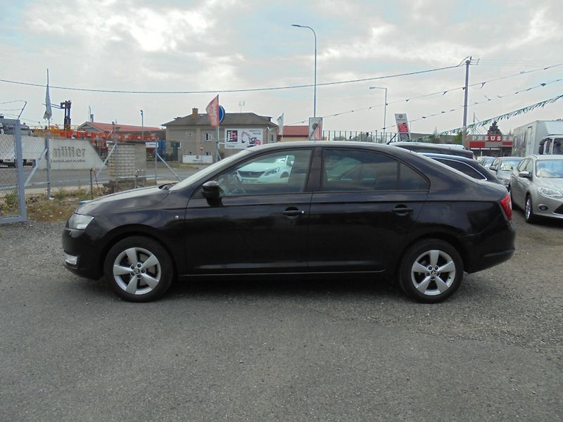 Škoda Rapid (2013) 1.2 TSI-DIGIKLIMA-ČR-1.MAJITEL - fotka 4 z 11