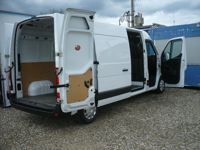 Renault Master 2.3dCi L3H2 DPH Klima - fotka 17 z 28