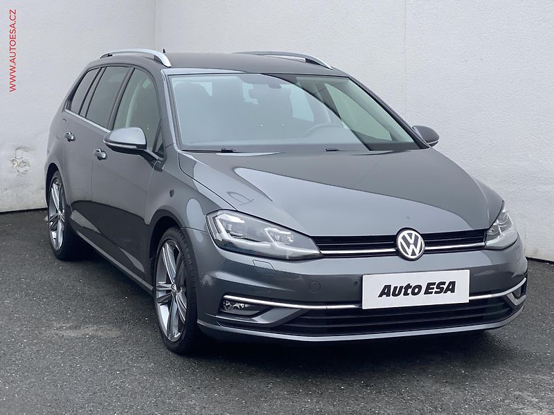 Volkswagen Golf (2018) 2.0 TDi, Highline, DSG, LED - fotografie inzerátu