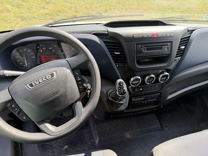 Iveco Daily (2019) 72C18 6.2m x 2.3m, hyd.celo 1t - fotka 14 z 19