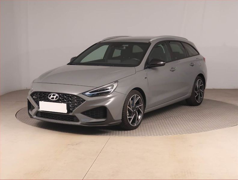 Hyundai i30 (2023) N-Line 1.5 T-GDI - fotka 2 z 19