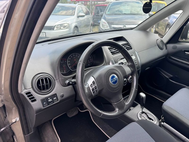 Fiat Sedici (2008) AUTOMAT 1,6i 79 KW SUZUKI SX4 - fotka 16 z 33