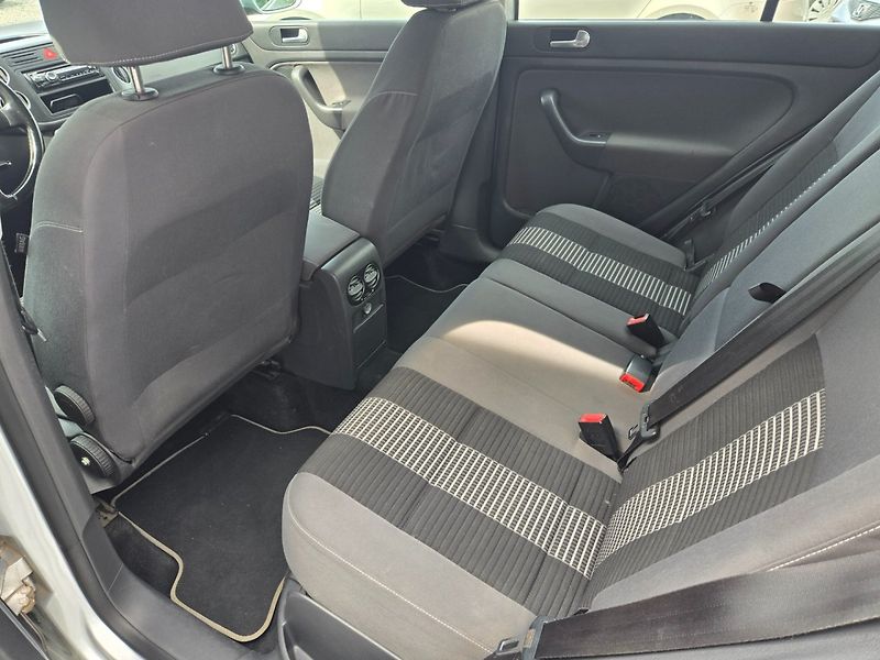 Volkswagen Golf Plus (2009) 1.9 TDI Nová STK, Bez DPF - fotka 12 z 18