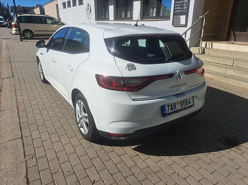 Renault Mégane 1,5 dCi - fotka 7 z 41