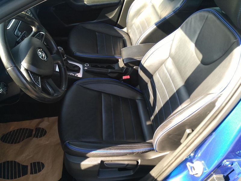 Škoda Octavia 1,6 TDI * DSG * /77 kW/ - fotka 16 z 40