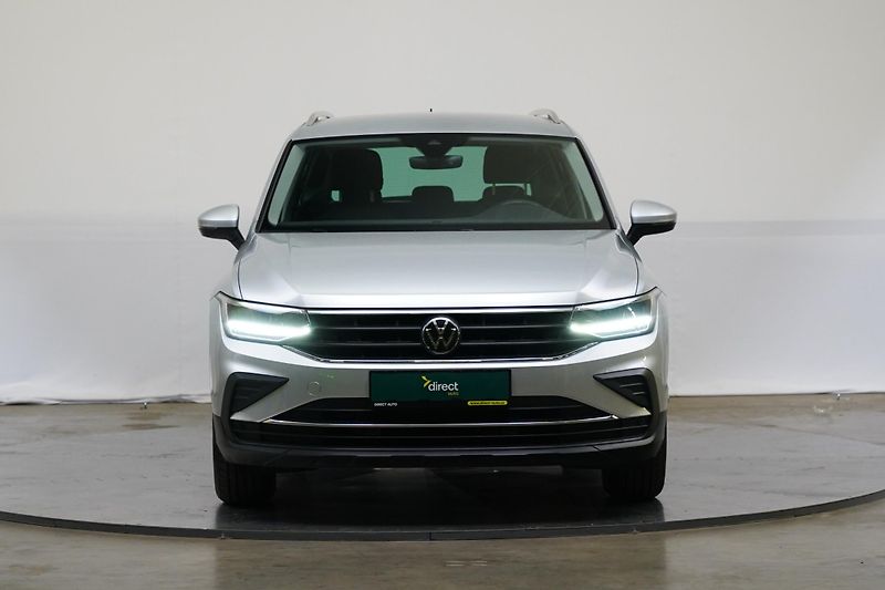 Volkswagen Tiguan - fotka 4 z 26