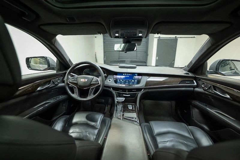 Cadillac CT6 3.0 TT 307 kW 4x4 - fotka 12 z 31