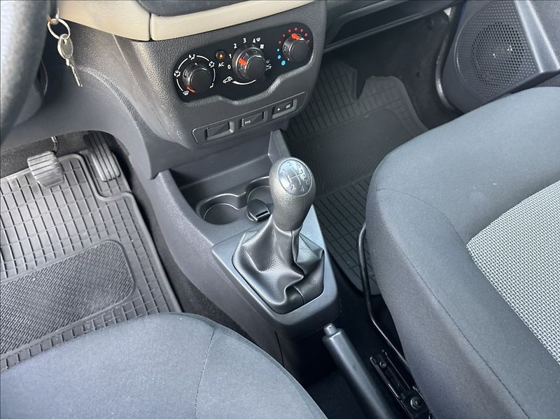 Dacia Dokker 1,6 i 60kW CNG klima původ ČR - fotka 39 z 50