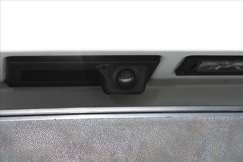 Volkswagen Tiguan 2,0 TDI  1.MAJ,A/T,4x4,R-LINE - fotka 37 z 41