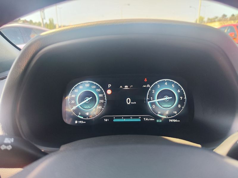 Hyundai i30 1.5 T-GDi/103kW N-Line DCT - fotka 17 z 33