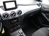 Mercedes-Benz Třídy B 1,6 200i 138kW Navi Xenon - náhled 23
