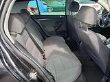 Volkswagen Golf 1.6i, GT Look, automat - náhled 28