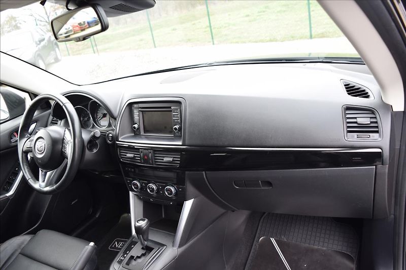 Mazda CX-5 2,0 i 118KW 4X4 AUTOMAT KŮŽE - fotka 22 z 54