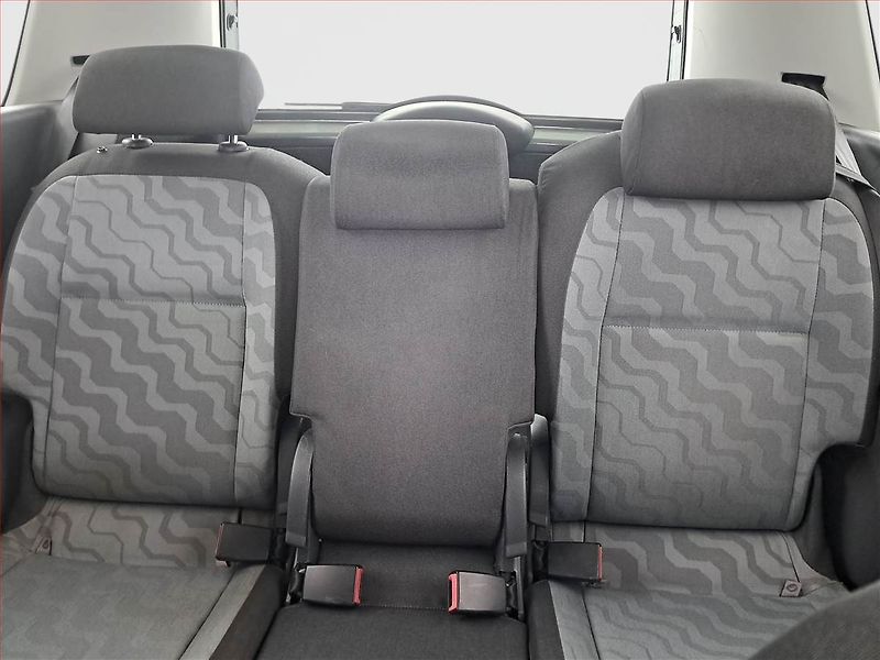 Škoda Roomster (2008) Comfort 1.2 12V, rezervace - fotka 10 z 14
