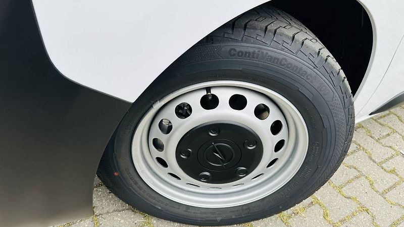 Opel Vivaro Van L1H1 (M) 2.0CDTi MT6 106kW - fotka 23 z 24