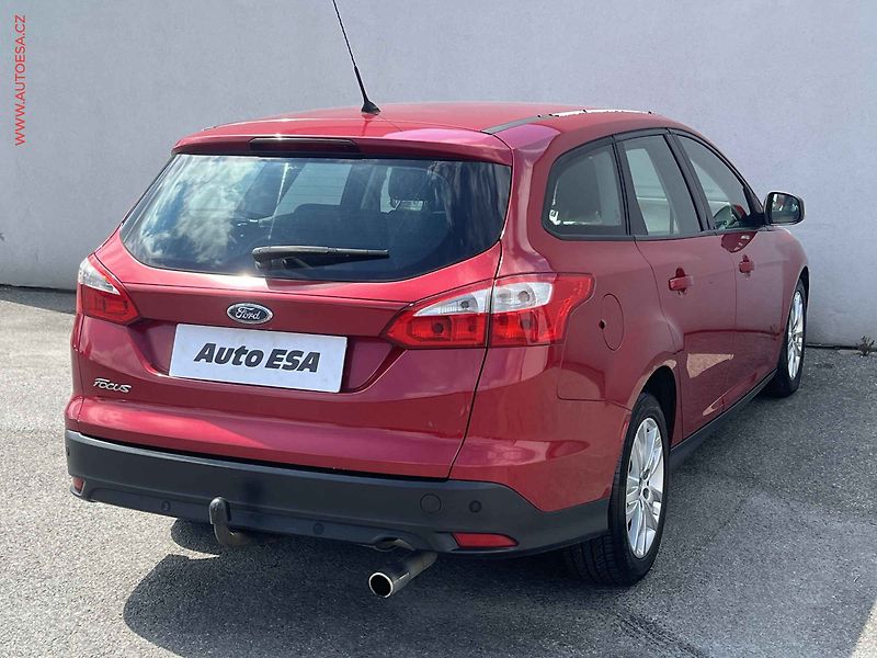 Ford Focus (2012) 2.0 TDCi, AT, AC, temp - fotka 4 z 15