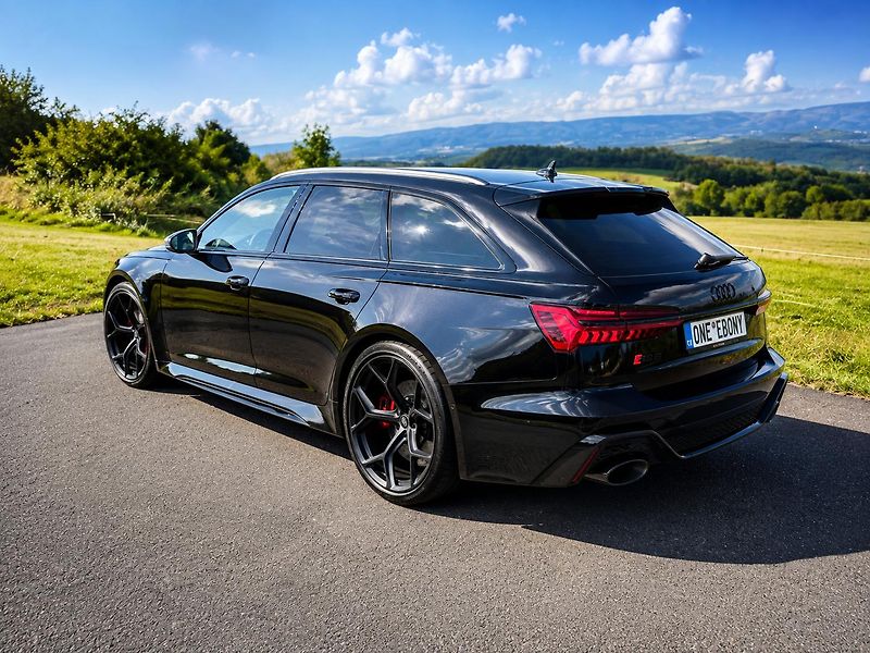 Audi RS 6 (2025) Performance  - fotka 4 z 12