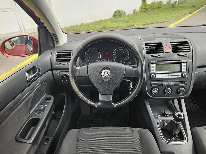 Volkswagen Golf (2008) 5 1.4TSI KLIMA - fotka 11 z 15