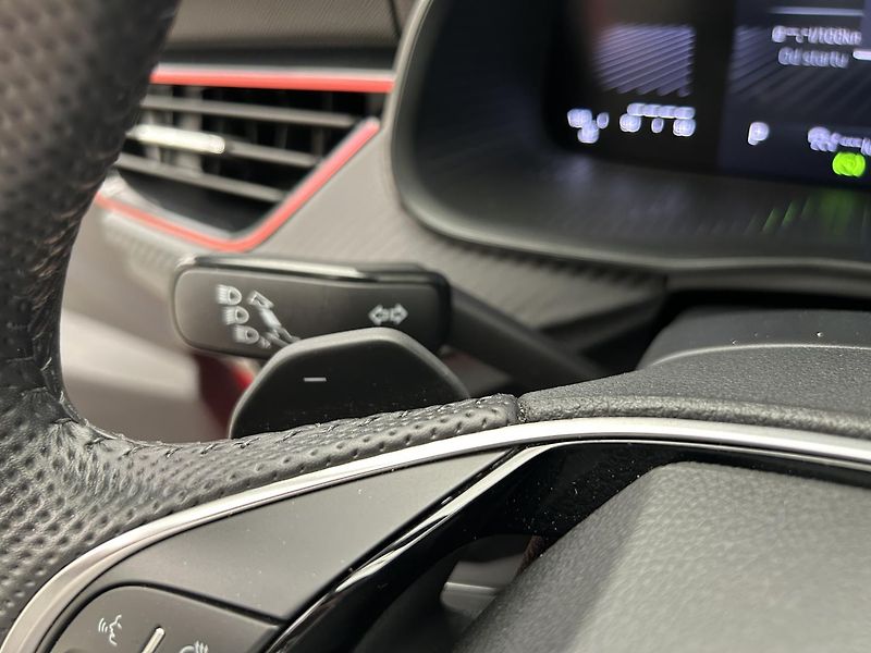 Škoda Kamiq 1.0 TSI Monte Carlo - fotka 10 z 26