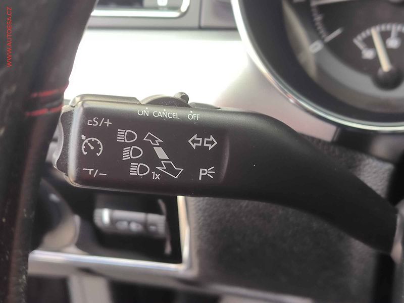 Škoda Superb (2010) 2.0 TSI, DSG, navi, bixen - fotka 15 z 20