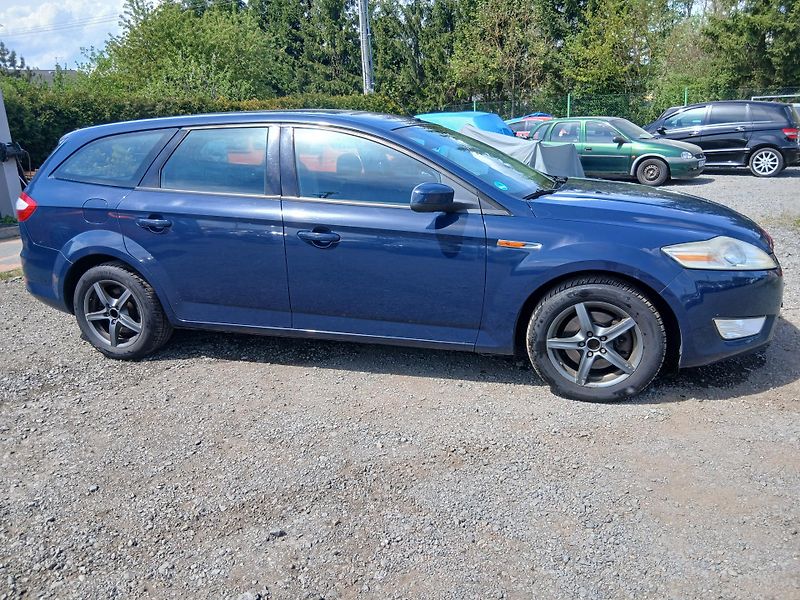Ford Mondeo 2.2 TDCI, tažný, ALU - fotka 6 z 29