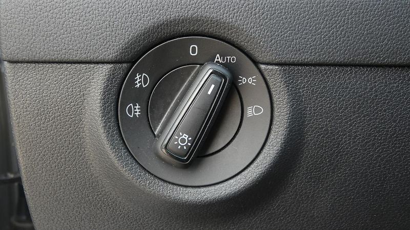 Škoda Octavia Combi 1,5 TSi  Ambition - fotka 10 z 24