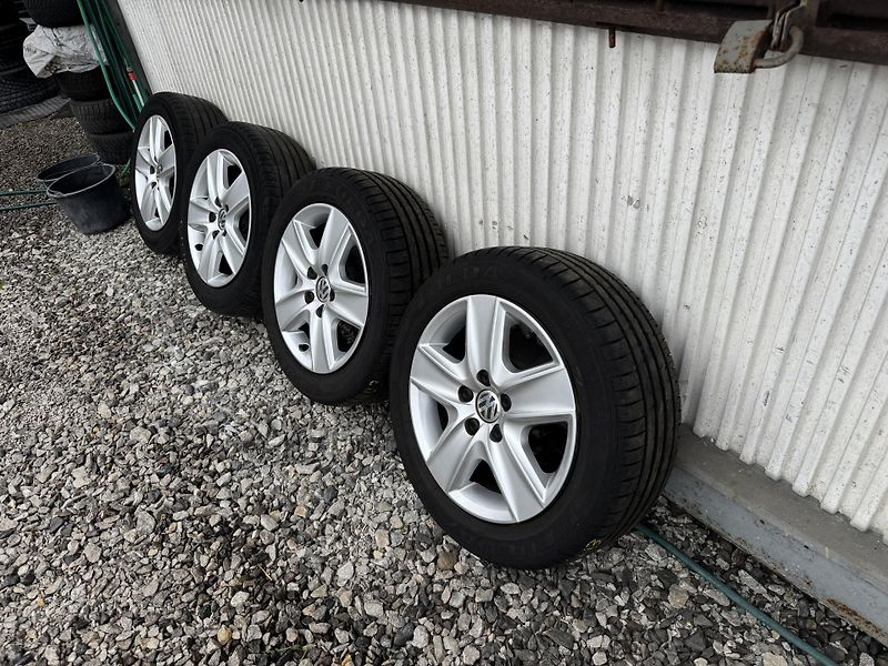 Volkswagen Golf Variant (2010) 1.4TSi,rezervace - fotka 25 z 41