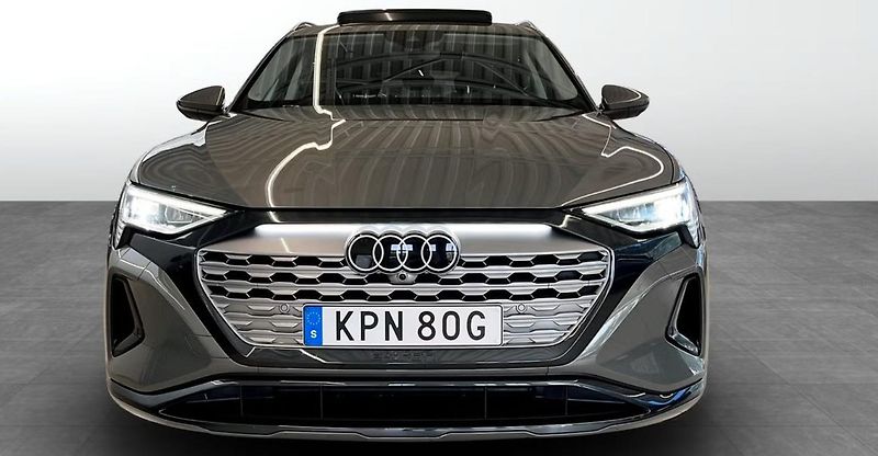 Audi Q8 e-tron 55 Q 360k Matrix Pano. Taž - fotka 4 z 21