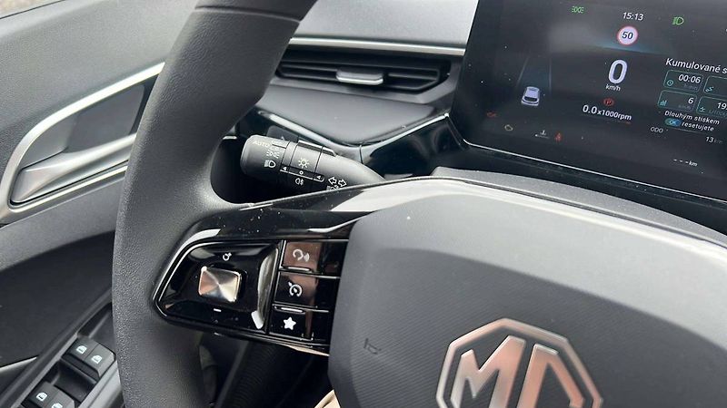 MG MG3 ICE EXCITE 1.5L (85kW/116k) MT - fotka 17 z 36