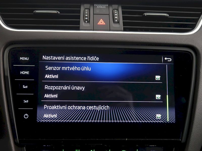 Škoda Octavia (2019) LAURIN&KLEMENT 2.0TDI 135KW 4x - fotka 25 z 40