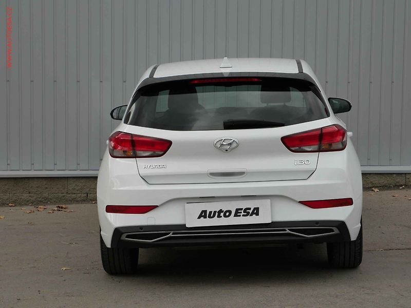 Hyundai i30 (2021) 1.5i, 1.maj,ČR, Smart - fotka 5 z 23
